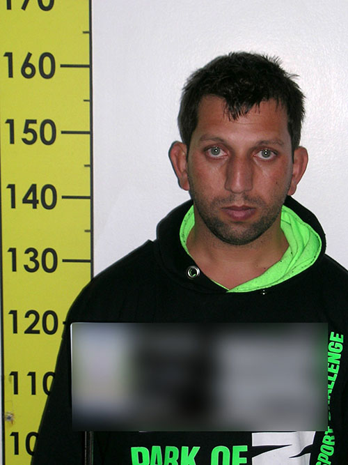  Γκαϊτατζής Παναγιώτης του Νικολάου και της Ελευθερίας, που γεννήθηκε στις 14-7-1980 στην Πάτρα, κάτοικο Αμαλιάδας.