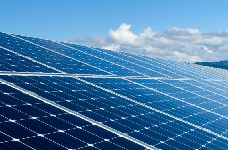 ΗΠΑ: Ετοιμάζουν δασμούς στα ασιατικά φωτοβολταϊκά