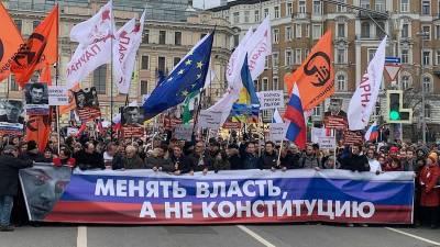 Ρωσία: Τα σίδερα της φυλακής είναι για τους αντιφρονούντες