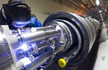 Ο Γιώργος Λιακέας σε σεμινάριο του CERN