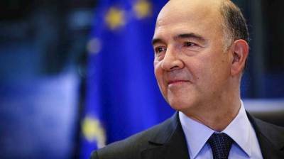 Μοσκοβισί: H Ελλάδα βλέπει επιτέλους «φως»