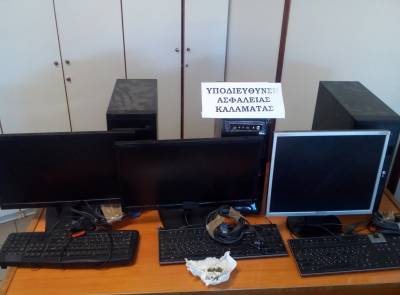 Τέσσερις συλλήψεις για "φρουτάκια" και χασίς σε καφέ μπαρ στην Καλαμάτα