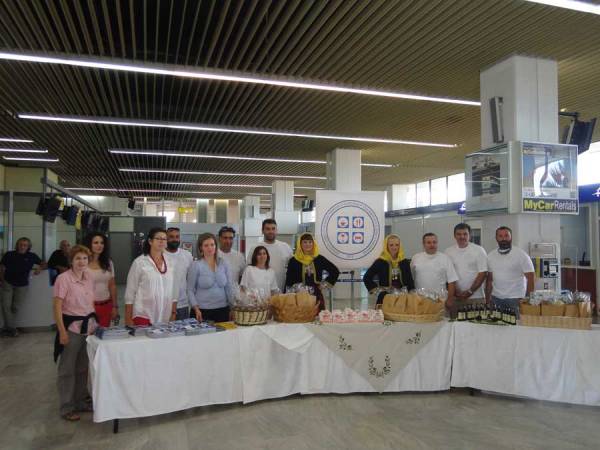 Θερμή υποδοχή τουριστών από Μόσχα