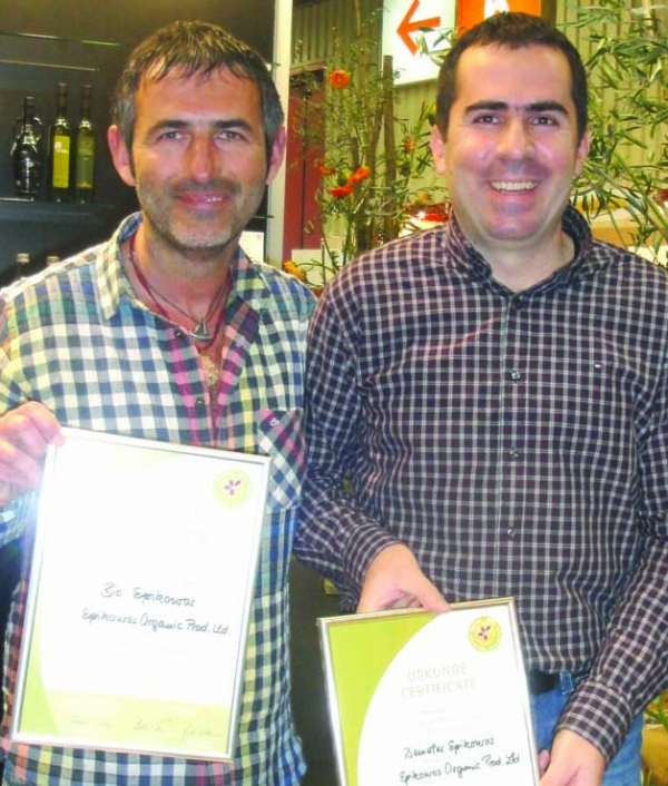 Βραβεία στη Γερμανία για "Επίκουρο" και "Μπλάουελ"