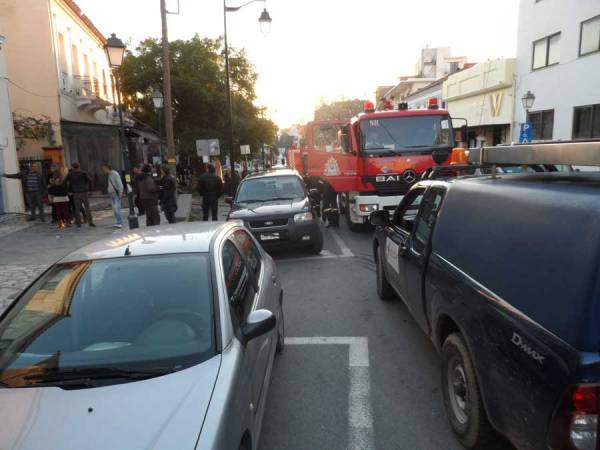 Αναστάτωση από φωτιά σε σπίτι στην Καλαμάτα