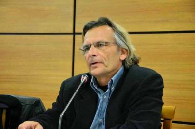 Πατσαρίνος για την υποψηφιότητά του: “Να συνεχιστεί το θετικό έργο της κυβέρνησης”