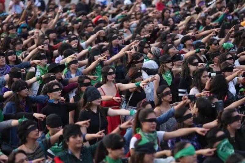 Δρώμενο στην Καλαμάτα για την ανάδειξη των φαινομένων έμφυλης βίας