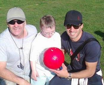 Η γλυκιά πλευρά του Σουάρες με αγοράκι με σύνδρομο Down!