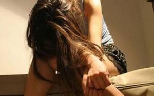 35χρονος Αλβανός βίαζε την 15χρονη κόρη του