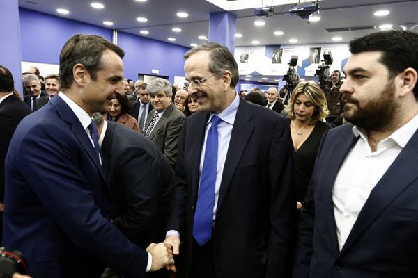 Μητσοτάκης - Σαμαράς σε Αρκαδία και Αργολίδα: Γαλάζια απόβαση για να φύγει ο Τατούλης