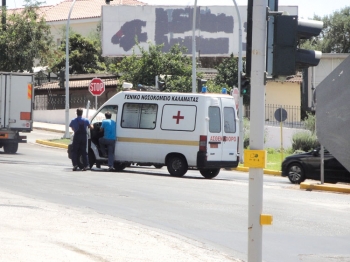 Καθημερινά φαινόμενα στο Νοσοκομείο Καλαμάτας: Ταξίδι στο άγνωστο με... αρχαία ασθενοφόρα