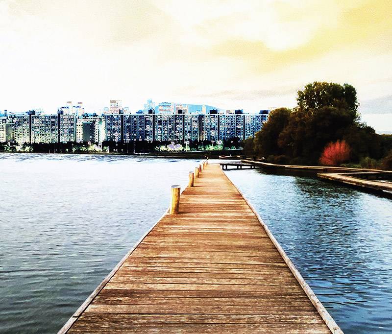 Βασιλική Δενδροπούλου: Στην “Αυγή” του κόσμου