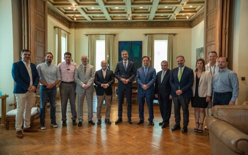 Στη β' φάση η Διπλή Ανάπλαση: "Επεσαν" υπογραφές στις συμβάσεις - Τι προβλέπουν