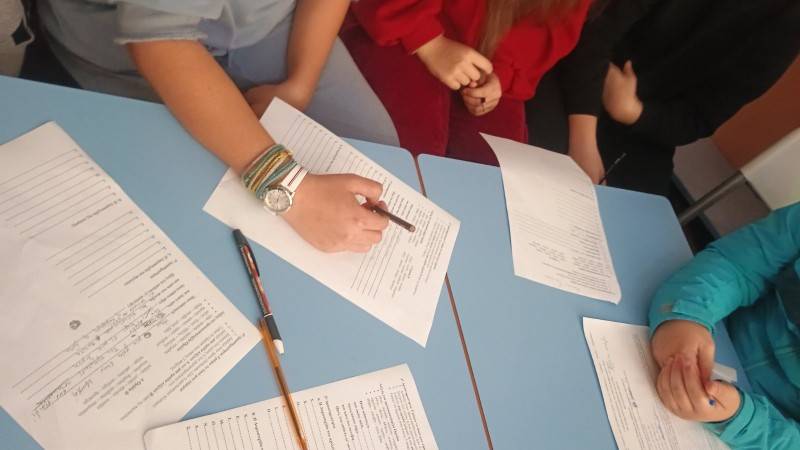 4ο Γυμνάσιο Καλαμάτας: Συμμετοχή σε βιωματικό εργαστήριο δημιουργικής γραφής και ποίησης