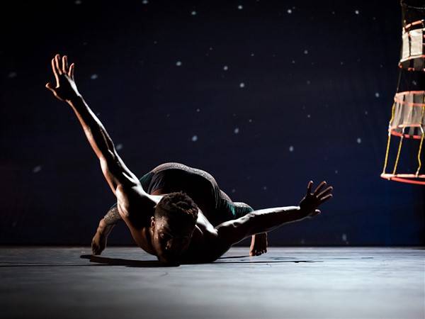 Ευχές Μαραγκοπούλου στη νέα διευθύντρια