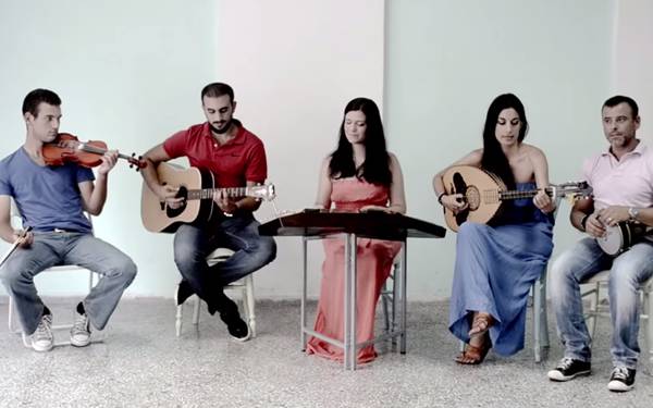 Οι «Χοροσταλίτες» σήμερα στην προκυμαία