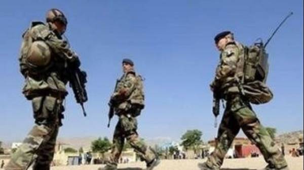 Απάντησαν σε Σαμπαζιώτη για το μισθολόγιο των Ε.Δ. Παναγιωτόπουλος και Δένδιας