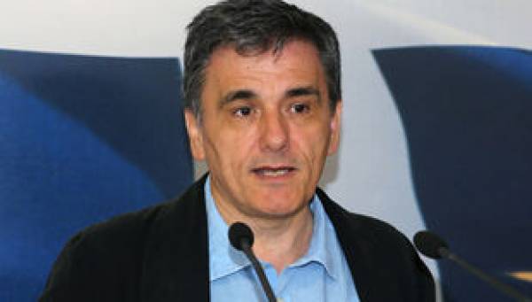 Τσακαλώτος: "Το ΔΝΤ όταν φαινόταν ότι θα πιάναμε το στόχο, άλλαξε τροπάριο"