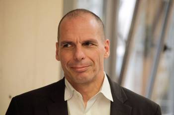 Βαρουφάκης σε Κασιδιάρη: "Είστε στη φυλακή για τις εγκληματικές σας πράξεις και όχι για αντίσταση κατά του μνημονίου"