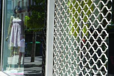 Κλειστά τα εμπορικά για το Ασφαλιστικό