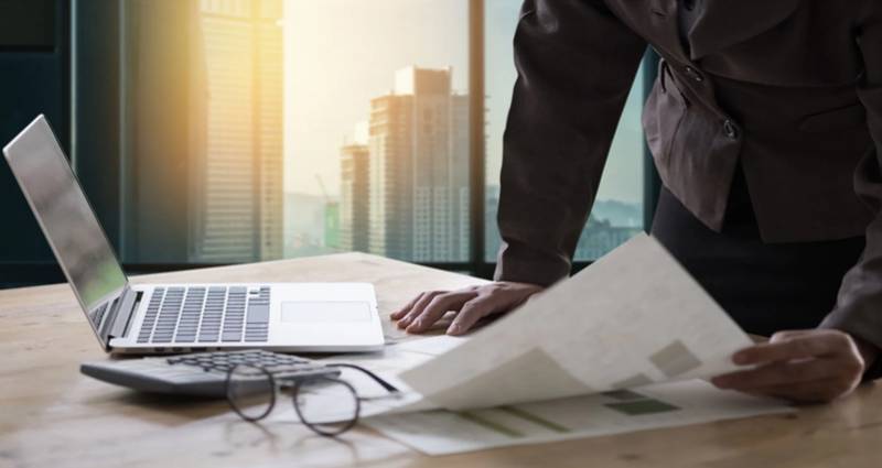 Η άλλη πλευρά του τουρισμού: Τα πραγματικά κόστη και η περιορισμένη κερδοφορία