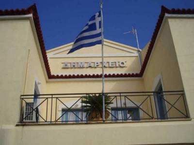 Η απόλυτη Βαβέλ στο Δήμο Τριφυλίας