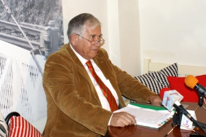 Κουτσούλης προς Νίκα: "Αν ήθελα θα ήμουν ακόμα δήμαρχος"