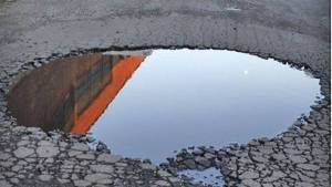 Οδηγός ζητάει αποζημίωση για ζημία από λακκούβα στο Μεσσήνη - Πύλος