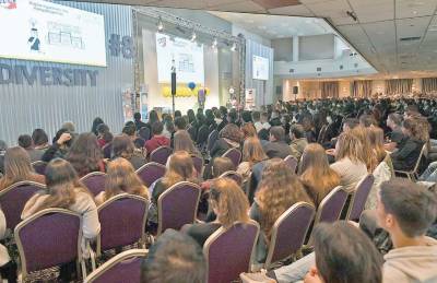 Με πάνω από 700 συμμετοχές ξεκινά το 9ο Σχολείο Τουρισμού Καλαμάτας