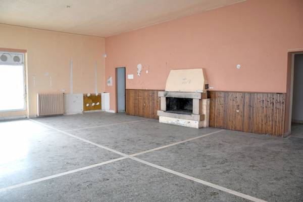 Εικόνα διάλυσης και εγκατάλειψης στο “Τουριστικό” Ταϋγέτου, που περιμένει αξιοποίηση (φωτογραφίες)