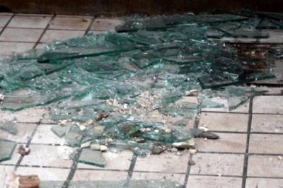 6 χρόνια στο διαρρήκτη που έσπαγε τζαμαρίες στην Καλαμάτα