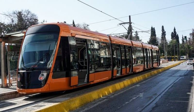 Νέοι συρμοί, Τραμ και λεωφορεία στις αστικές συγκοινωνίες της Αθήνας μέχρι το 2025