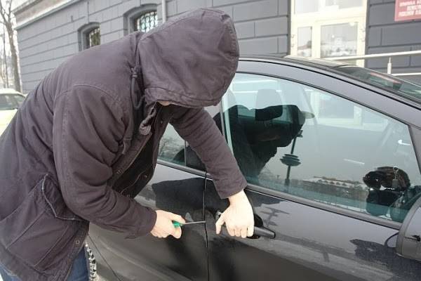 Κλοπή αυτοκινήτου στην Καλαμάτα