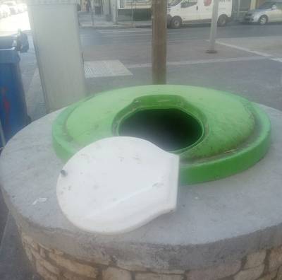 Καπάκια εκτός θέσης