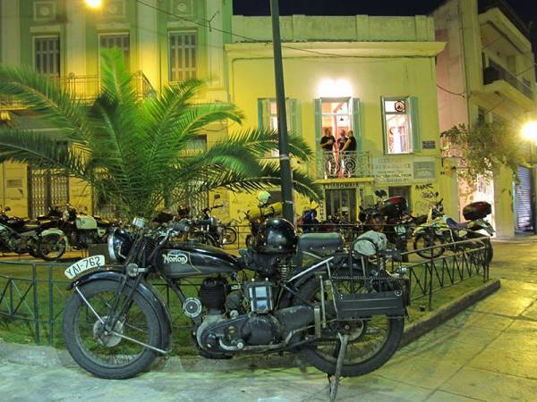 Κλασικές μοτοσυκλέτες στην Καλαμάτα