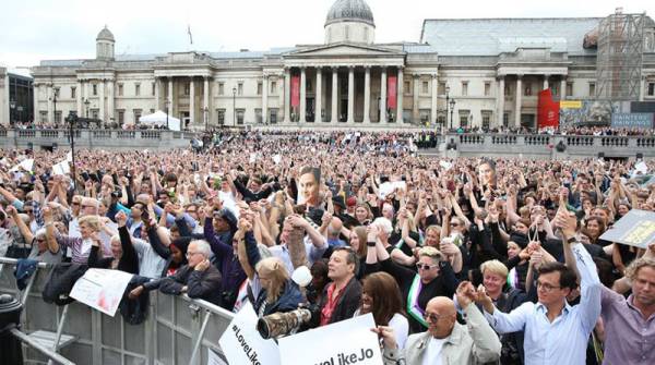Ομοσπονδία ή διάλυση