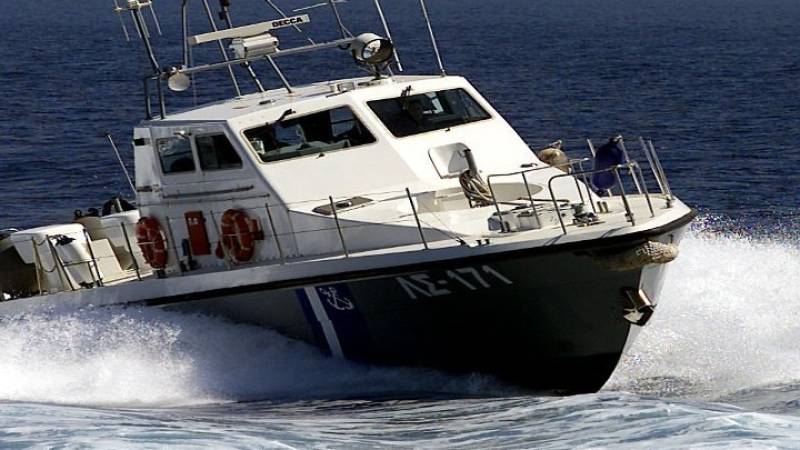 Ιστιοφόρο με 90 μετανάστες εντοπίστηκε ανοιχτά της Αμοργού - Μεταφέρθηκαν στη Λέρο