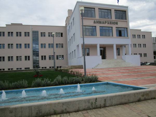 Πάνω τους σύντροφοι και όποιος …διορίσει τους περισσότερους