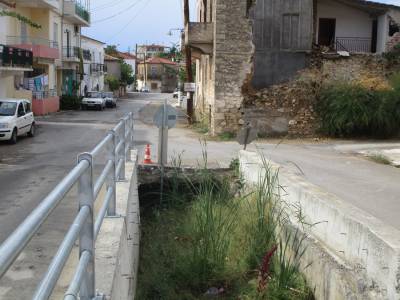 Κίνδυνος πλημμύρας από ρέμα στη Θουρία