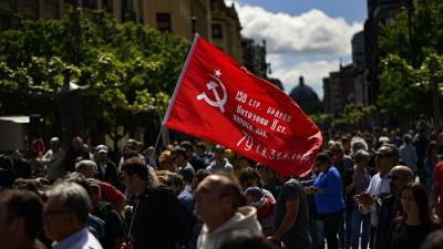 Εκδηλώσεις για την Εργατική Πρωτομαγιά σε όλη την Ευρώπη (βίντεο)