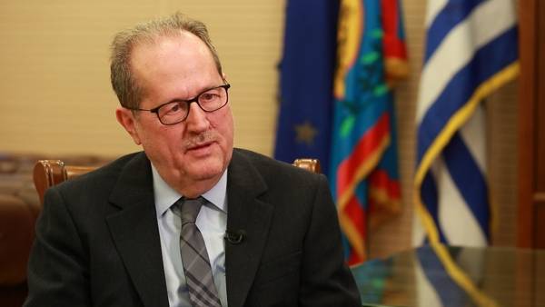 Νίκας για την επόμενη ημέρα στην Περιφέρεια: Καμιά συνεργασία με “Τατούλιγκανς” (βίντεο)