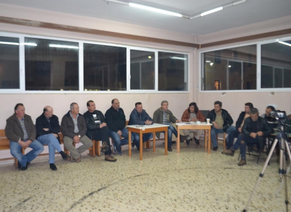 Βγαίνουν στο δρόμο τα τρακτέρ των αγροτών στα Φιλιατρά