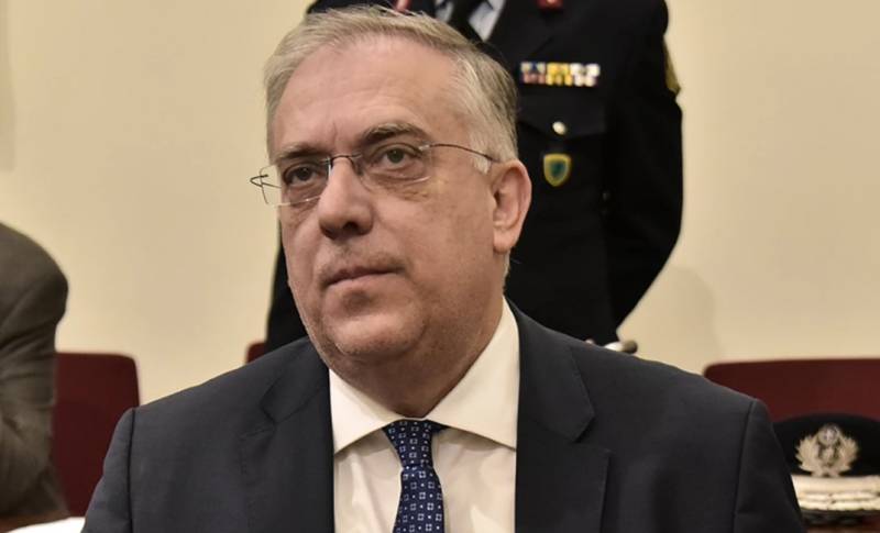 Θεοδωρικάκος: Στόχος της κυβέρνησης η επαναβιομηχάνιση της χώρας