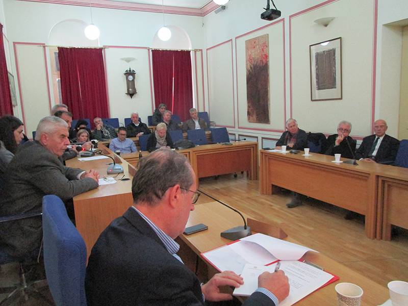 Το Δημοτικό Συμβούλιο Καλαμάτας τίμησε τον Χρήστο Μαλαπάνη