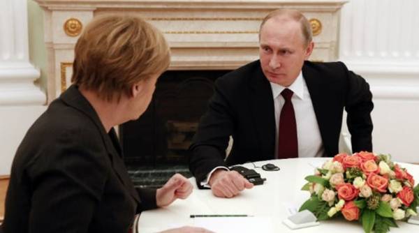 Με άδεια χέρια έφυγαν Μέρκελ και Ολάντ από τη Μόσχα