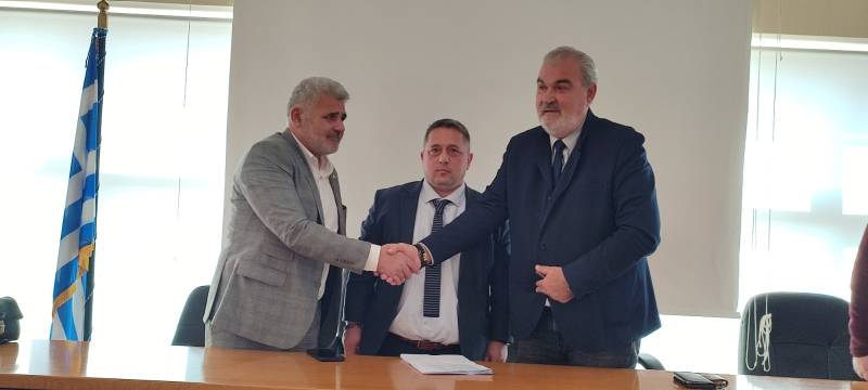 Τριφυλία: Επεσαν υπογραφές για την αντικατάσταση του δικτύου του υδραγωγείο του Συνδέσμου Υδρευσης "Καπετάν Τέλος Άγρας"