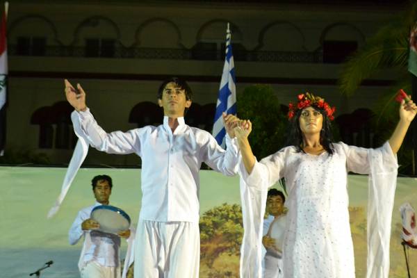 Διεθνές Φεστιβάλ Παράδοσης: "Κυπαρισσιακές Ηλιαχτίδες" (εντυπωσιακές φωτογραφίες)