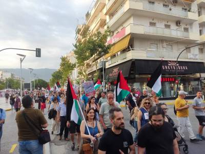 Καλαμάτα: Δυναμική συγκέντρωση και πορεία για τα 2 χρόνια από το ναυάγιο της Πύλου (βίντεο-φωτογραφίες)