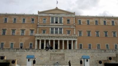 Κατατίθεται σήμερα η τροπολογία για την άμεση καταβολή του ποσού της εθνικής σύνταξης