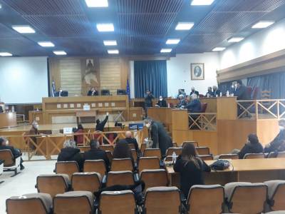 Στους τυφλούς κυβερνά πάντα ο μονόφθαλμος!